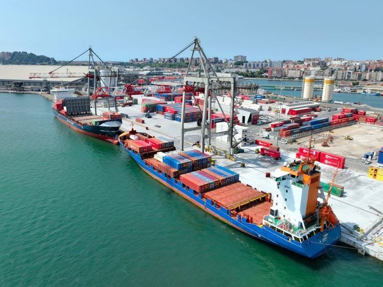 Imagen de portada - Port of Santander Records 3.7% Growth in Cargo Movement January-August 2026