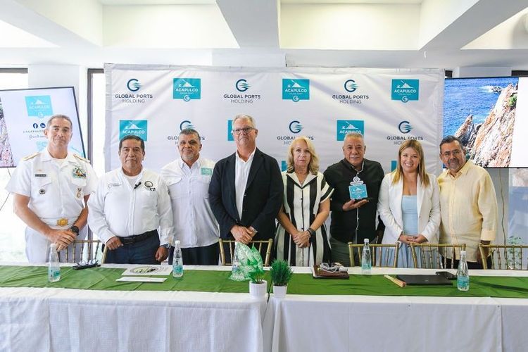 Imagen de portada - Puerto de Cruceros de Acapulco Lanza Nueva Identidad de Marca y Plan de Desarrollo de 24 Años