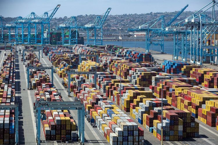 Imagen de portada - Puertos de EE. UU. Pronostican un Récord de Importaciones de Contenedores en Julio en Medio de Preocupaciones Arancelarias