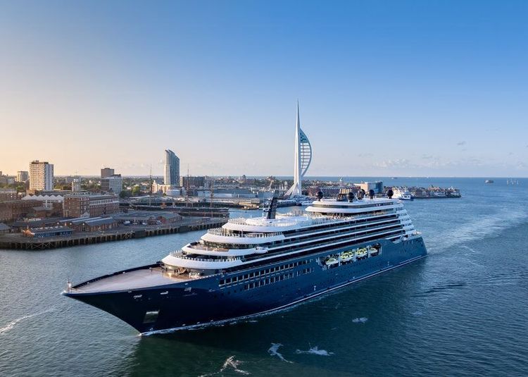 Imagen de portada - Ritz-Carlton Yacht Collection Adopta la Plataforma Versonix Seaware