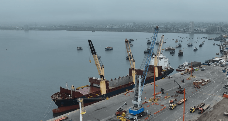 Imagen de portada - Sandvik DR411i Arrives at Terminal Puerto Coquimbo for Mining Operations