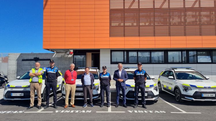Imagen de portada - Santander Renews Hybrid Vehicle Fleet for Port Police