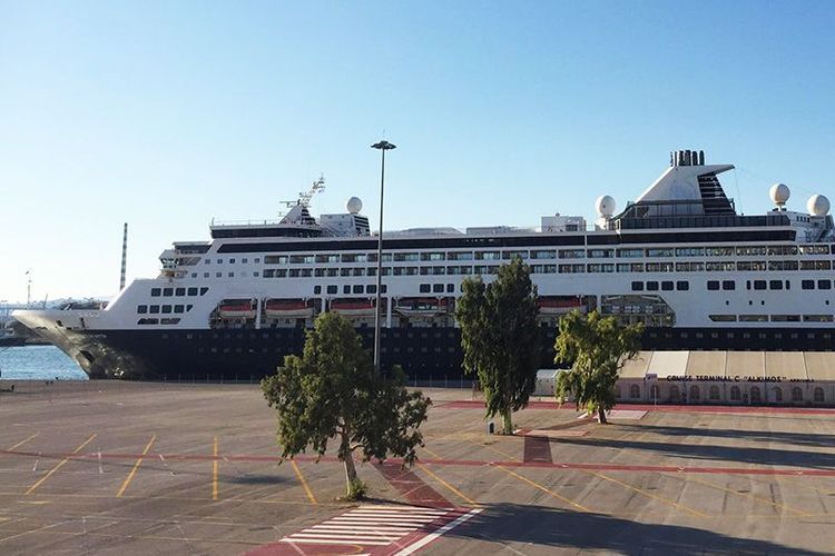 Imagen de portada - Seajets Mantiene Tres Cruceros Inactivos en Puertos Griegos