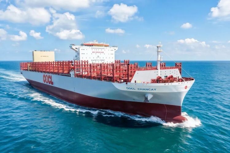 Imagen de portada - Seaspan Receives OOCL Chancay Containership from Hudong-Zhonghua Shipyard