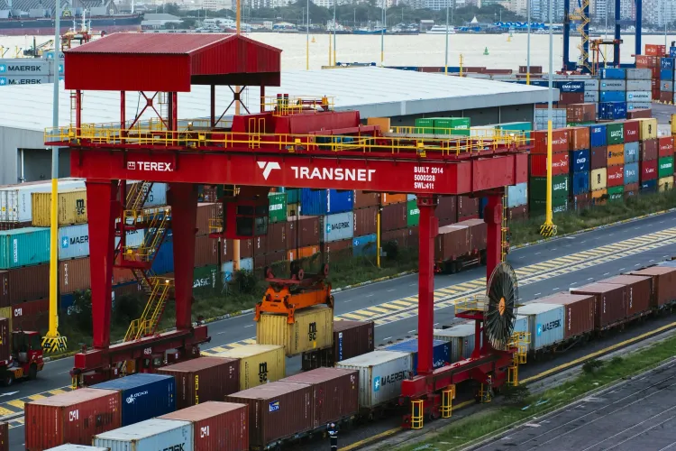Imagen de portada - South Africa: Transnet Reports 9% Year-on-Year Increase in Vessel Traffic