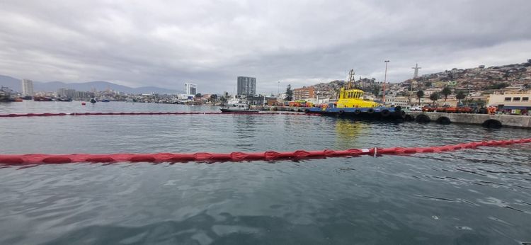 Imagen de portada - Terminal Puerto Coquimbo Conducts Fuel Spill Drill