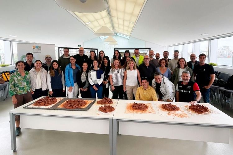 Imagen de portada - The Port Community of Barcelona Promotes Marine Biodiversity with an Action Coinciding with World Environment Day