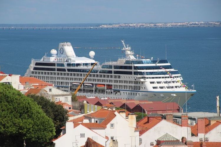 Imagen de portada - Transacciones de Cruceros de Segunda Mano: Últimos Movimientos de Flota