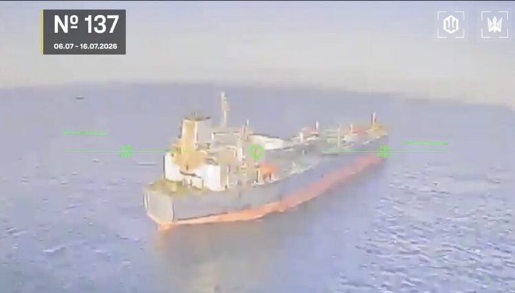 Imagen de portada - Ucrania detiene ataques a petroleros en puerto ruso del Mar Negro tras presión de EE. UU.