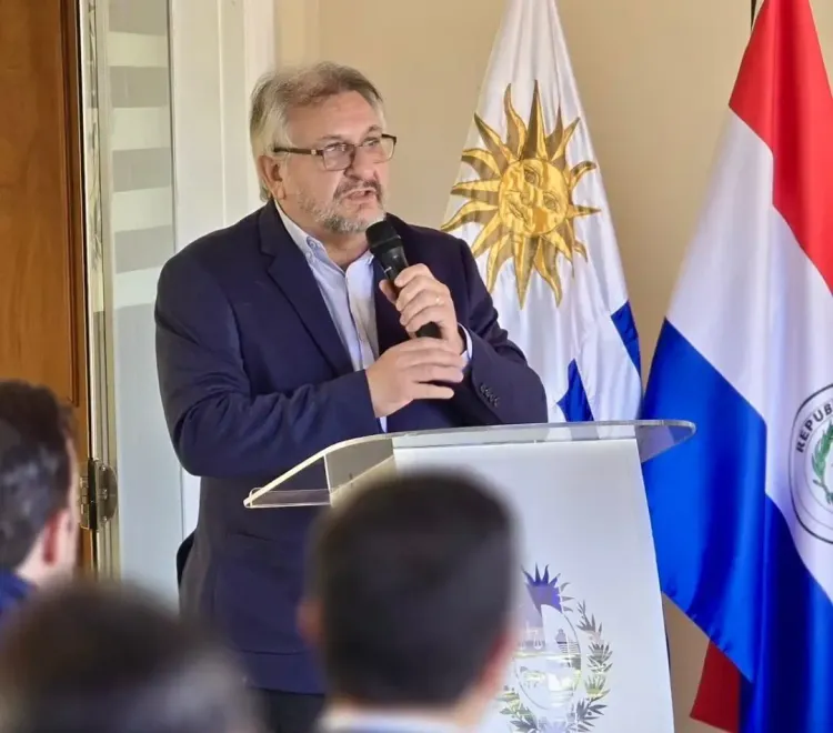 Imagen de portada - Uruguay: ANP presents logistical opportunities of Punta del Arenal Sur for fuel transshipment in Paraguay