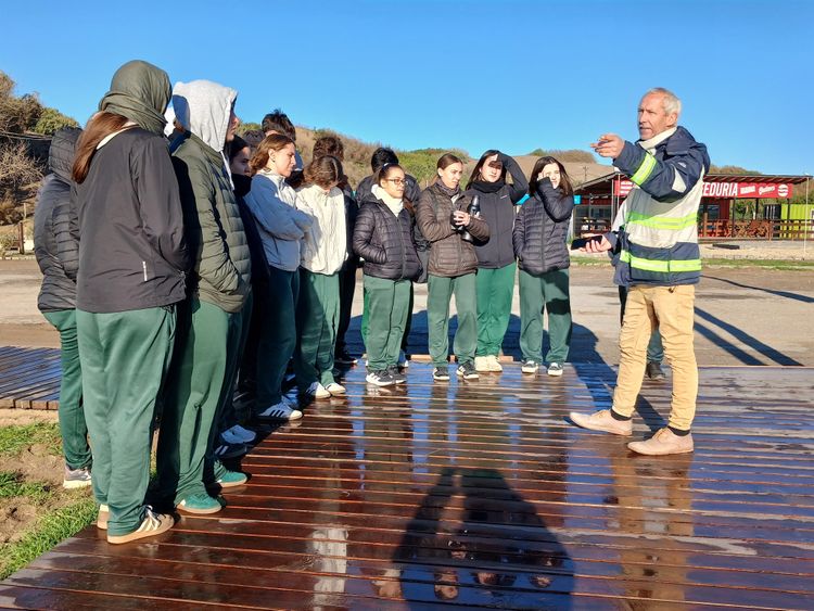 El programa “Puerto Ciudad” recibió a estudiantes de la Escuela Modelo en las instalaciones de Puerto Quequén