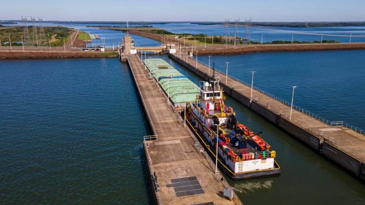 Imagen de portada - Yacyretá Completes Rehabilitation of Navigation Lock in Paraguay