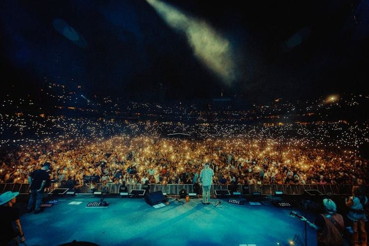 Imagen de portada - Zac Brown Band regala 37.000 cruceros gratis en Fenway Park