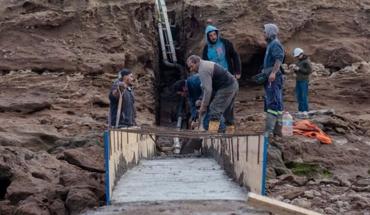 Puerto Quequén y el municipio de Necochea coordinan la reparación del emisario cloacal en Punta Carballido