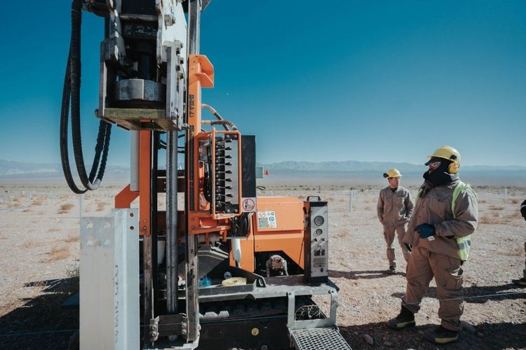 El parque solar Ullum Alfa alcanza un avance de obra cercano al 50%