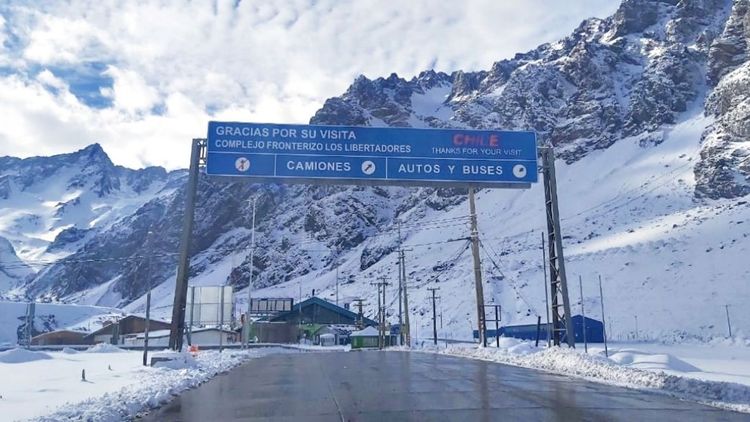 Mantienen suspendido de forma preventiva el paso internacional Cristo Redentor por mal tiempo en la cordillera