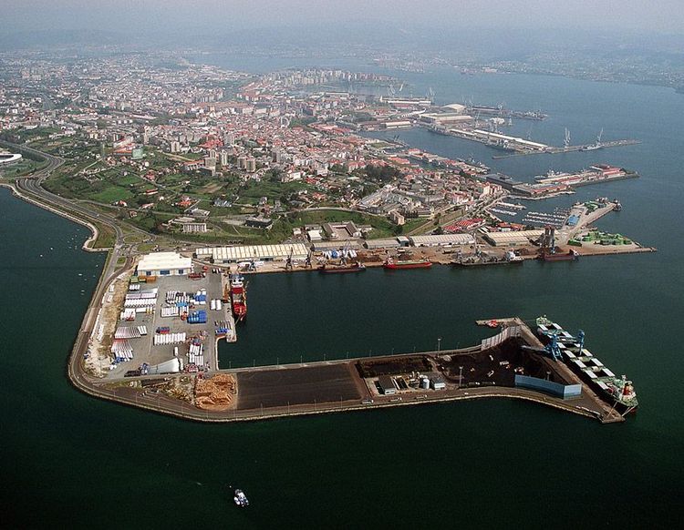 El Puerto de Ferrol-San Cibrao incrementa un 30,1% sus graneles líquidos