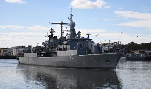 El destructor ARA “Almirante Brown” amarró en Ushuaia previo a su participación en los ejercicios SIFOREX y UNITAS