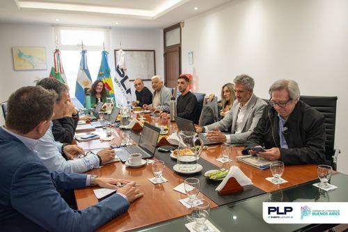 El Puerto La Plata aprobó el pliego para el dragado de la terminal