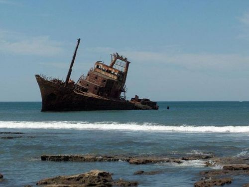 Puerto Quequén reconstruye los naufragios históricos de la costa de Necochea