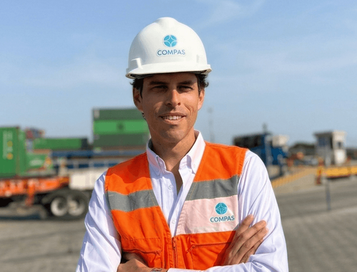 Alberto Acuña Pinedo asume la presidencia de Compas en Colombia
