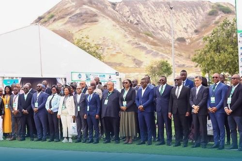 Apang establece estrategia de modernización y competitividad portuaria en Angola