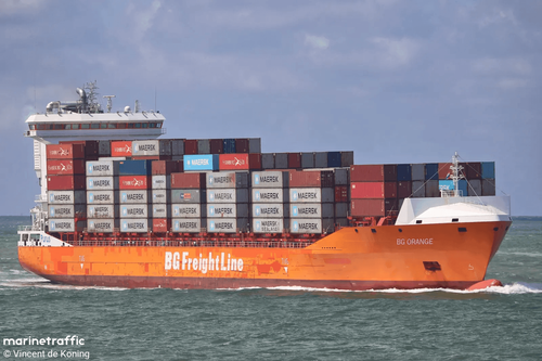 Colisão de Navios no Porto de Tyne Causa Colapso de Guindaste, Um Ferido