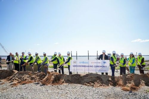 Enstructure y DSPC colocan primera piedra del terminal de contenedores en Wilmington