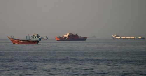 Varredura do Estreito de Ormuz em busca de minas pode levar semanas