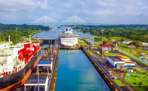 Panamá reduz calado máximo em eclusas neopanamax a partir de agosto