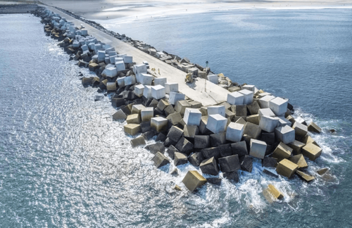Port of Avilés Completes Installation of 438 Blocks in Breakwater