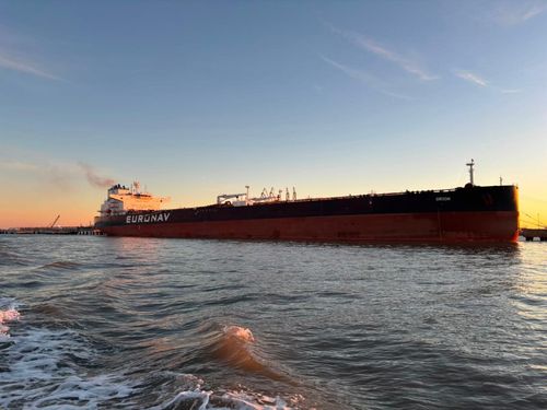 Puerto Rosales alcanzó los 200 buques petroleros operados en lo que va de 2026