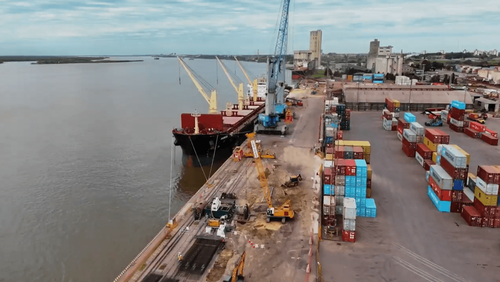 Terminal Puerto Rosario construye muro de pantalla en Muelle Sur con inversión de USD 30 millones