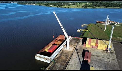 El Puerto de Posadas operó cargas de té y prepara nuevos despachos de cuero a Paraguay