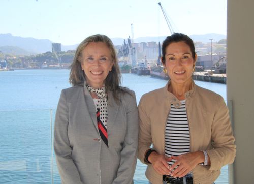 La eurodiputada Oihane Agirregoitia visitó el puerto de Pasaia